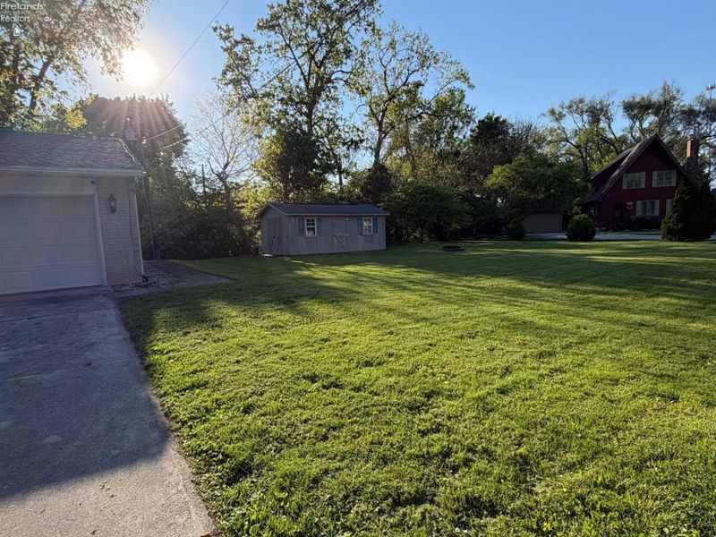 1021 Kennedy Lane, Fostoria, OH 44883 Photo 4