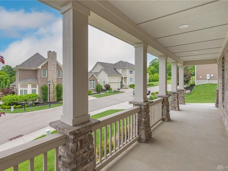 225 Pointe Oakwood Way, Oakwood, OH 45409 Photo 2