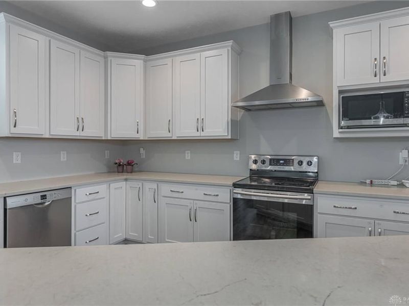 225 Pointe Oakwood Way, Oakwood, OH 45409 Photo 9