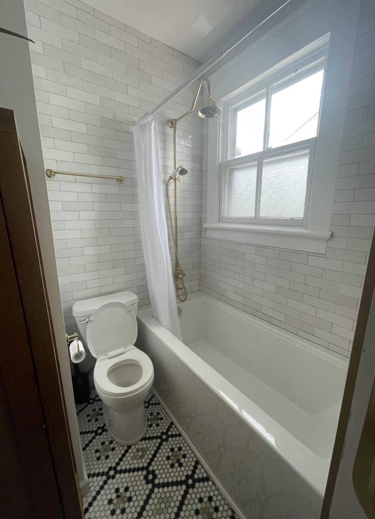 26 Gordon Street Photo 11