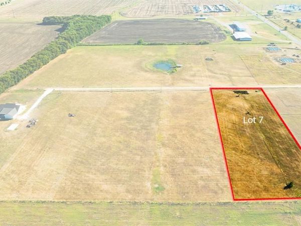 83 Private Road 142025, Blossom, TX 75416