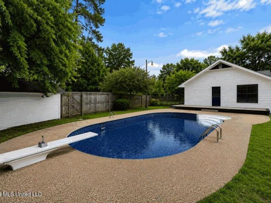 Property Image 44