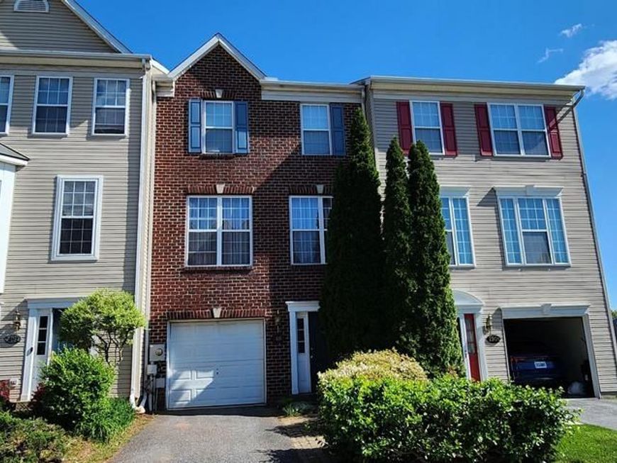 2499 Lakeside Drive, Frederick, MD 21702 Main Photo