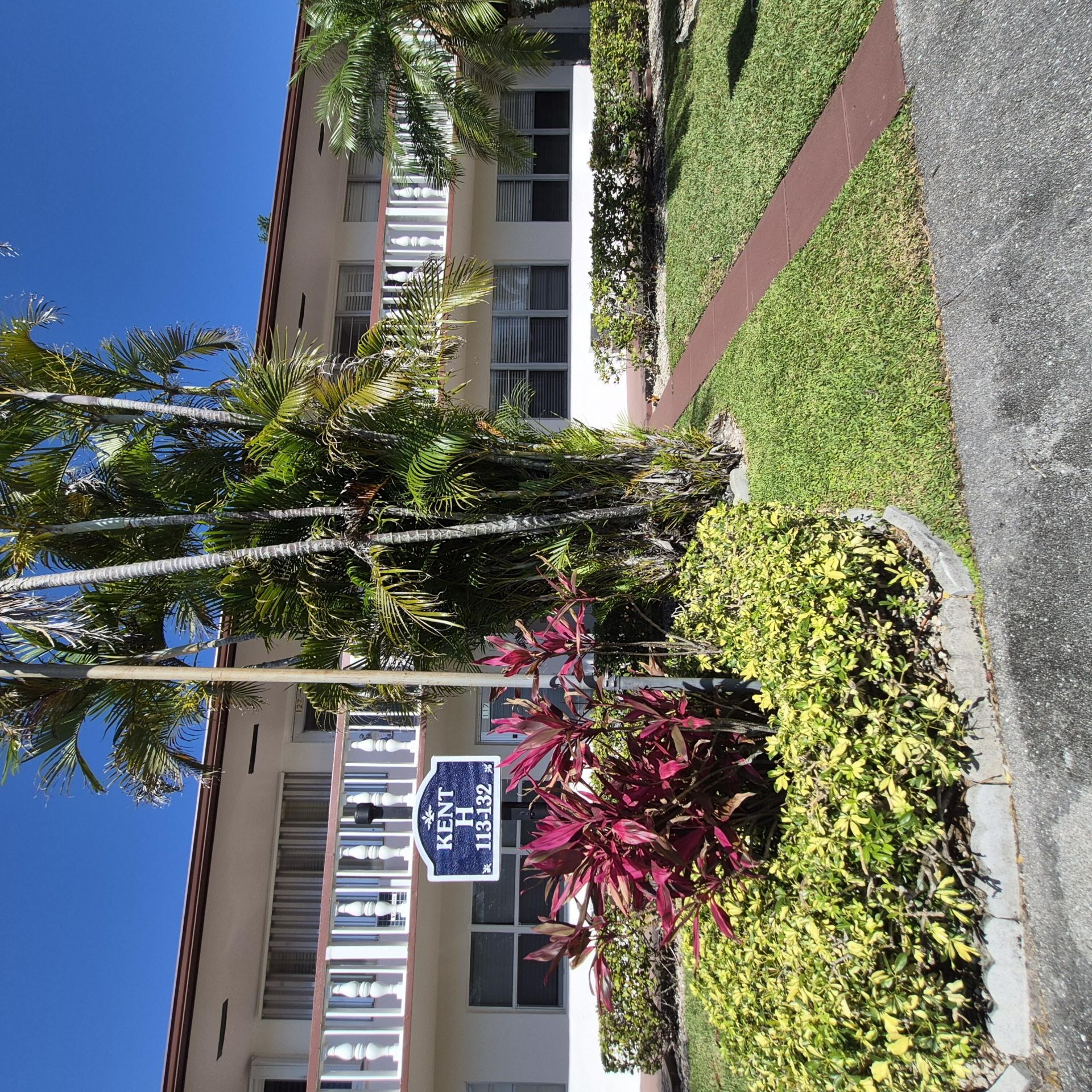 118 Kent H, West Palm Beach, FL 33417 Photo
