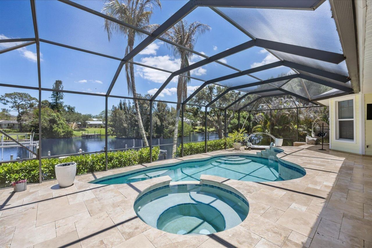 851 SW Pine Tree Lane, Palm City, FL 34990 Photo