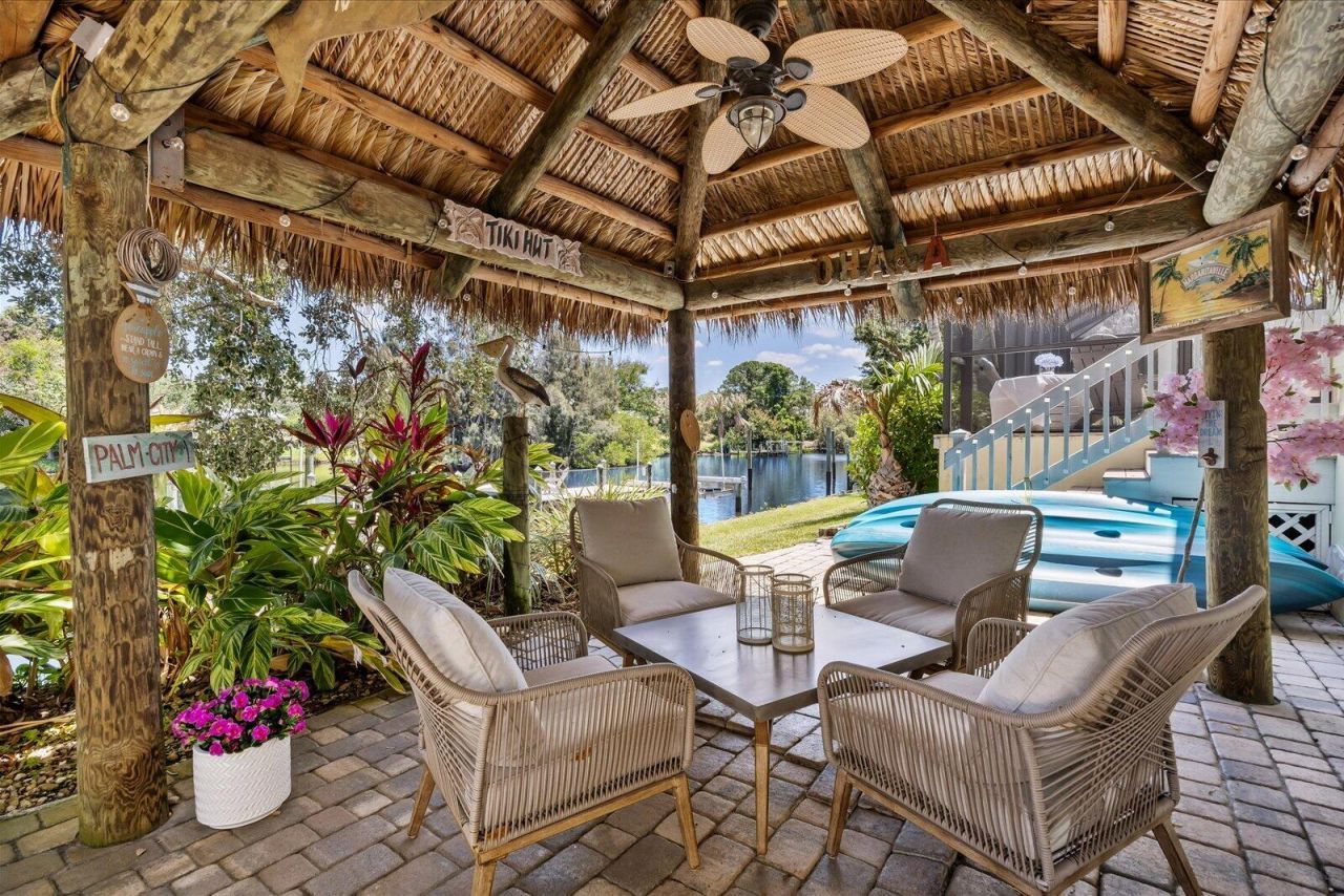 851 SW Pine Tree Lane, Palm City, FL 34990 Photo