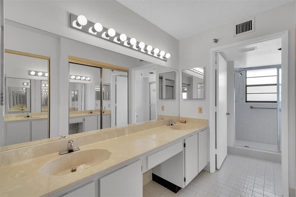 7370 S Oriole Boulevard, Unit 607, Delray Beach, FL 33446 Photo