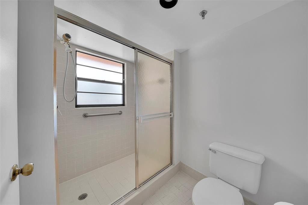 7370 S Oriole Boulevard, Unit 607, Delray Beach, FL 33446 Photo