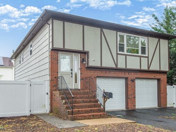 409 N 15Th St, Kenilworth, NJ 07033