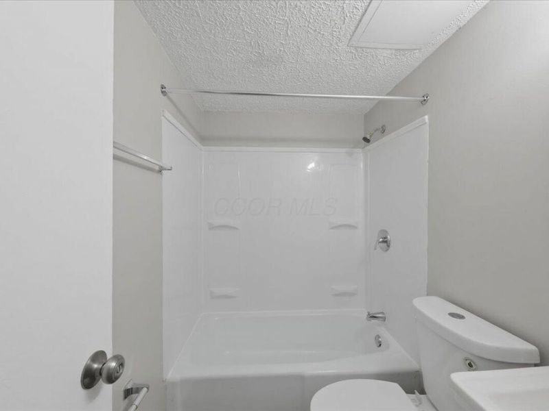 1928 Agler Road , Columbus, OH 43224 Photo 36