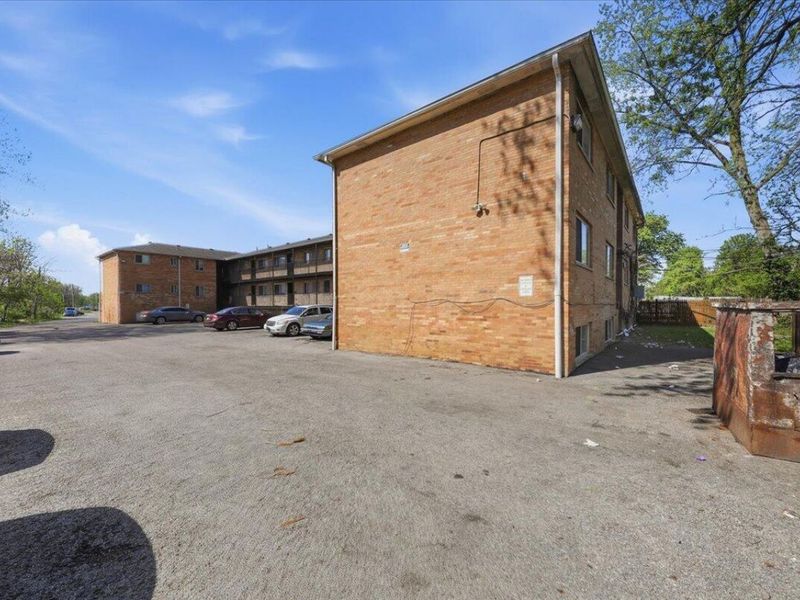 1928 Agler Road , Columbus, OH 43224 Photo 6