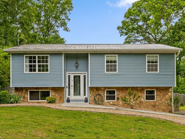 327 Homestead Street NE, Cleveland, TN 37323