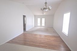423 Regency Park Drive  photo 4
