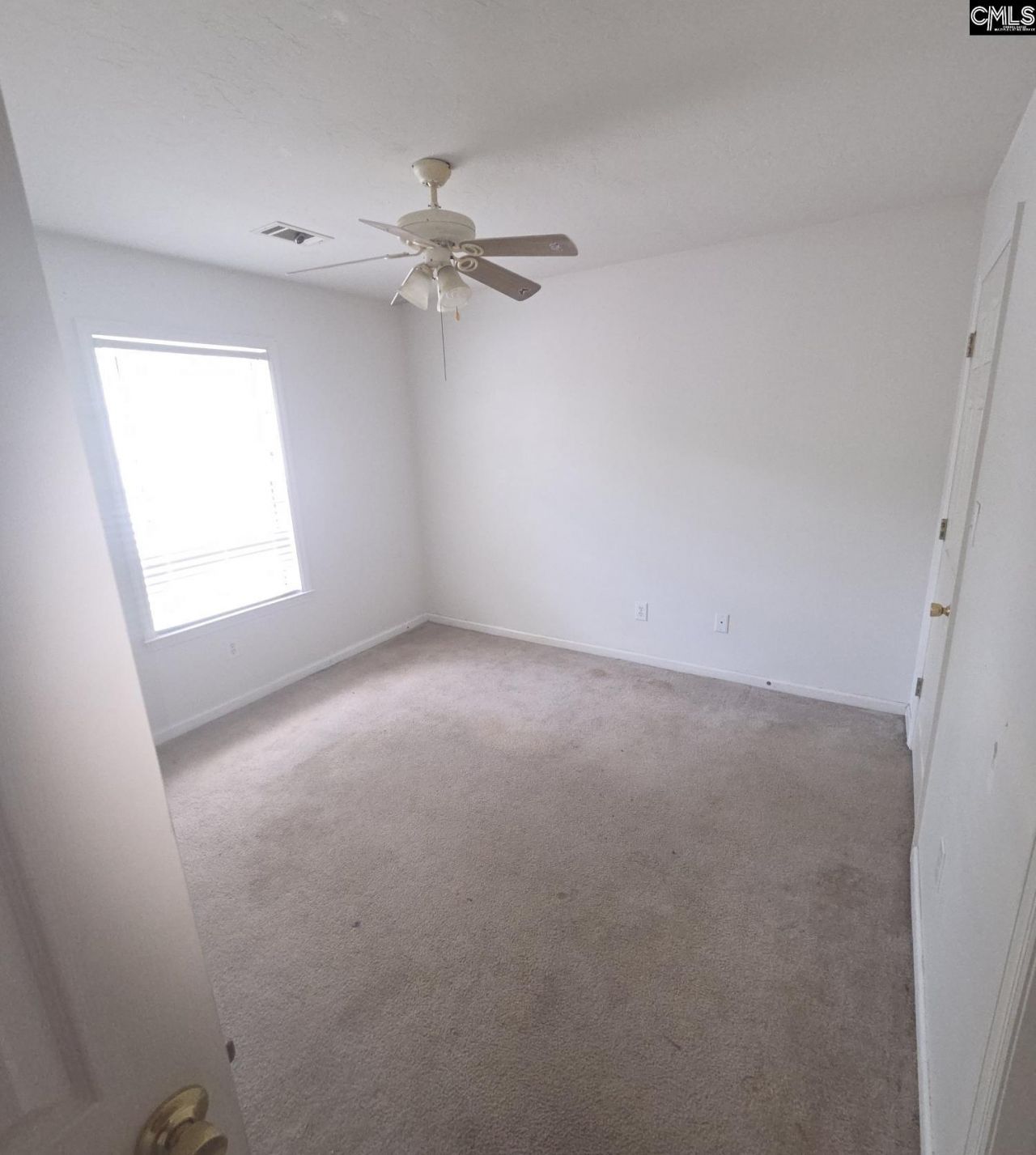423 Regency Park Drive  Photo 6