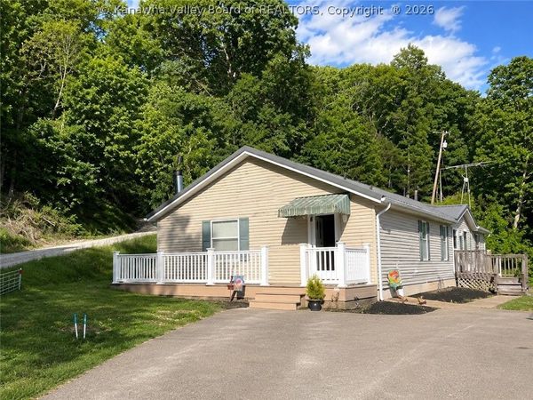 8565 Charleston Road, Point Pleasant, WV 25550