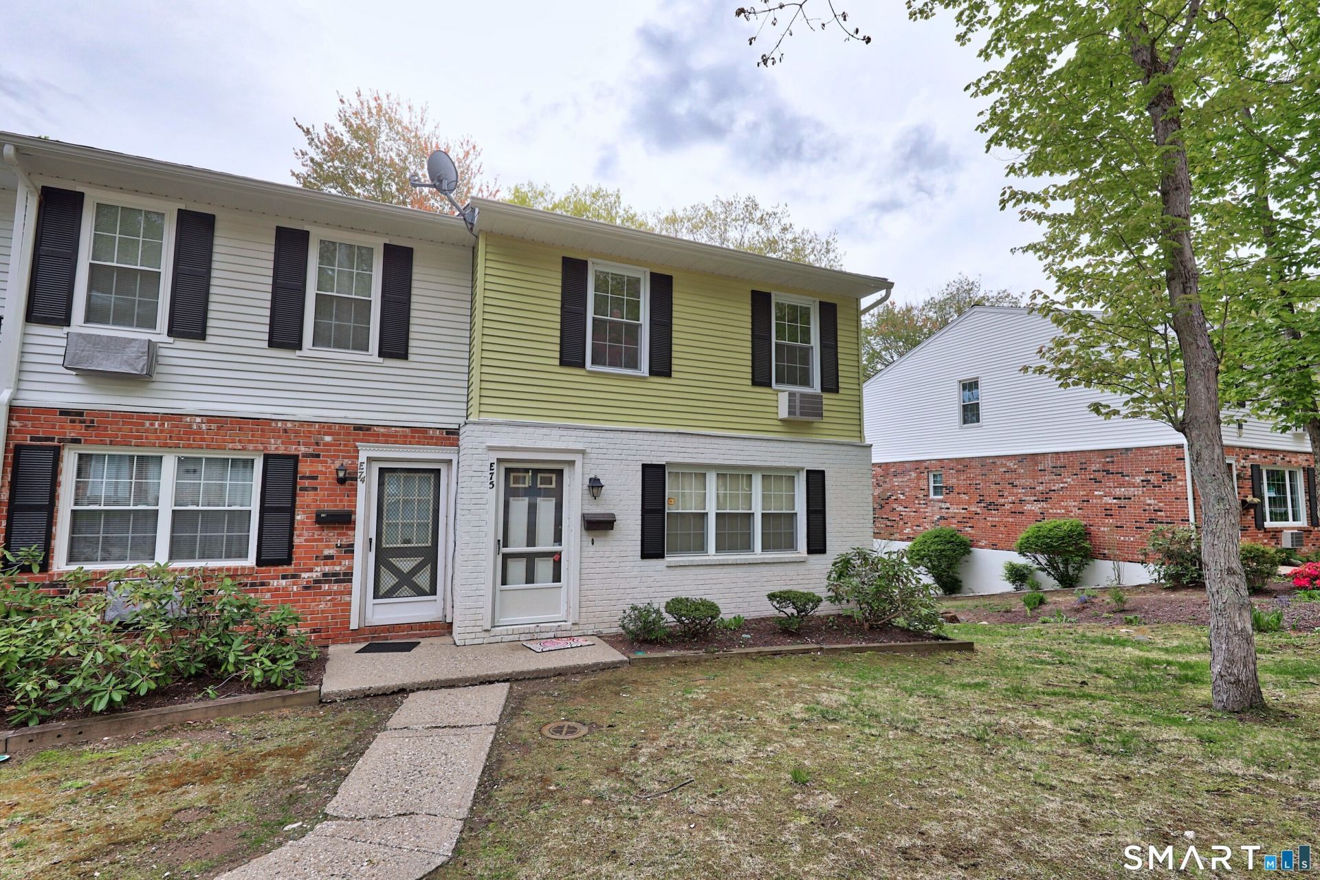 75 Hunter, Unit E75, Torrington, CT 06790 Main Photo