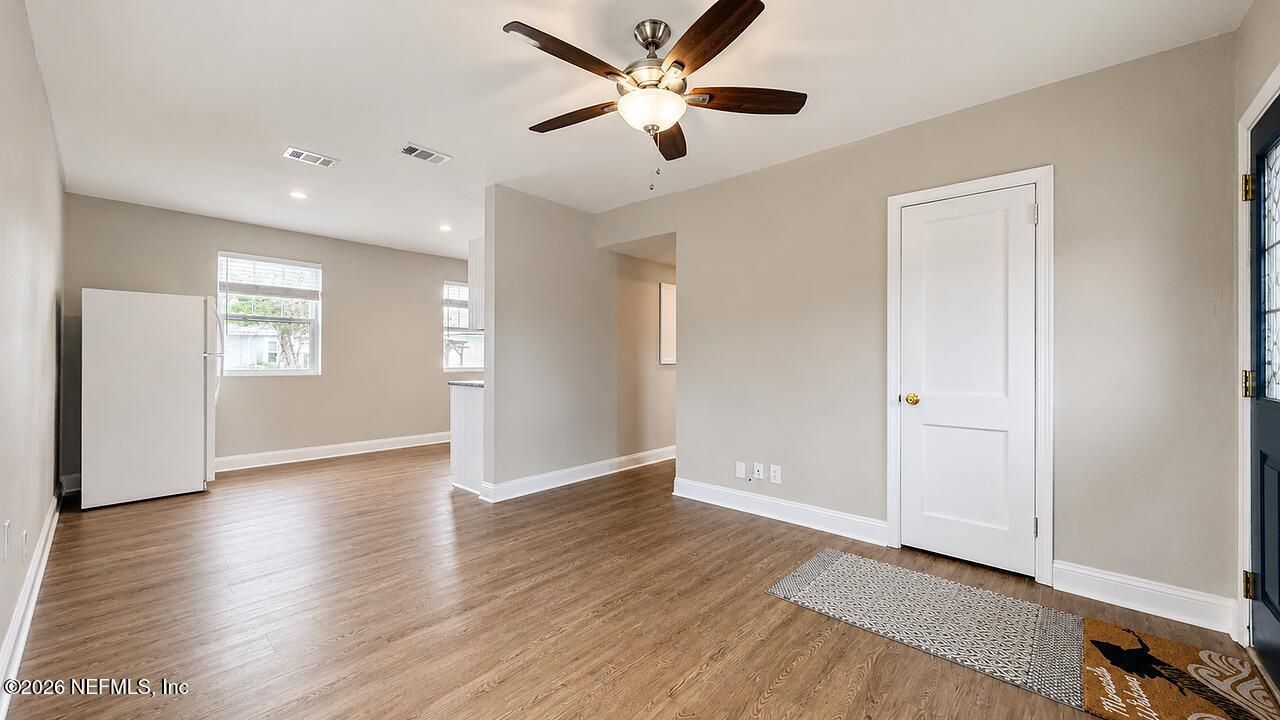 1105 10th Street N, Jacksonville Beach, FL 32250 Photo