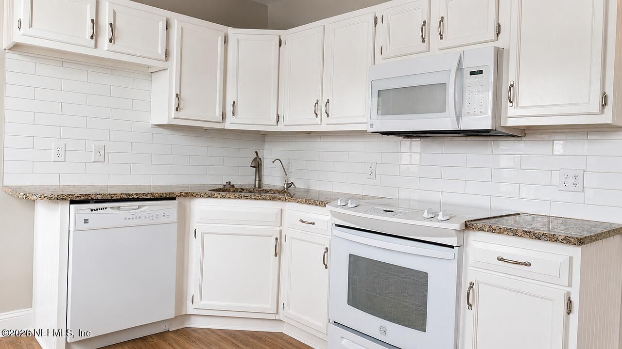 1105 10th Street N, Jacksonville Beach, FL 32250 Photo