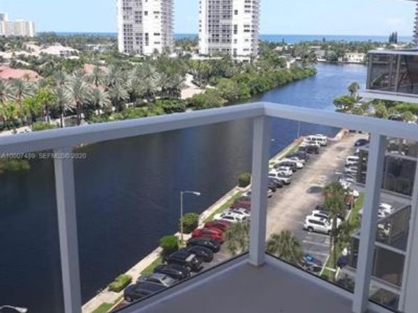 3701 N Country Club Drive, Unit 1008, Aventura, FL 33180