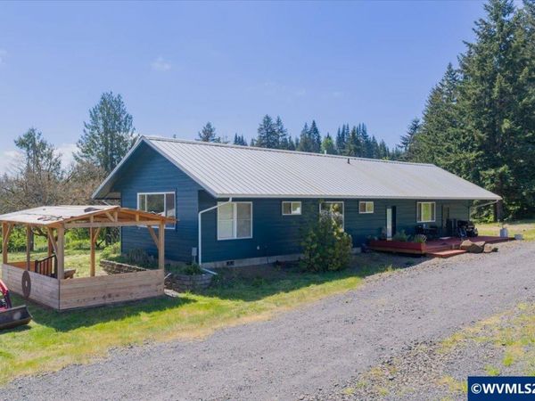 28600 Jones Dr, Sweet Home, OR 97386