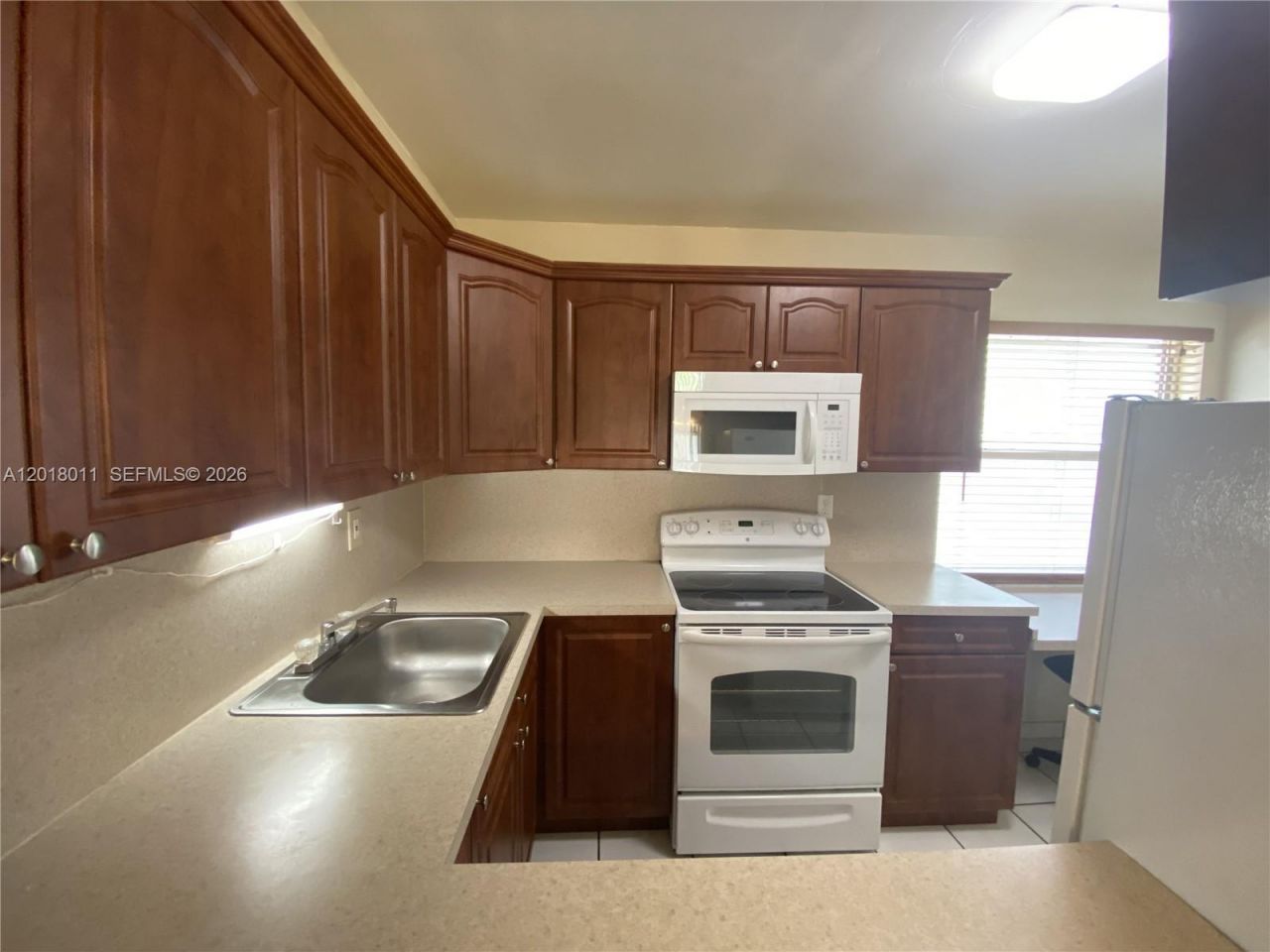 1590 W 46th St, Unit 117, Hialeah, FL 33012 Photo