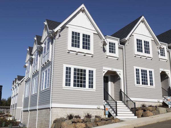 401 NE Moonwake Lane, Unit 14, Depoe Bay, OR 97341