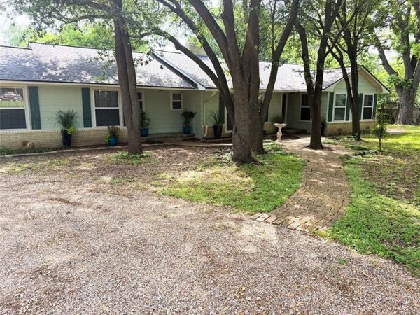 2815 N 43rd Street , Waco, TX 76710