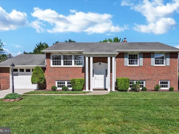 131 MIDDLESEX AVENUE, VOORHEES, NJ 08043