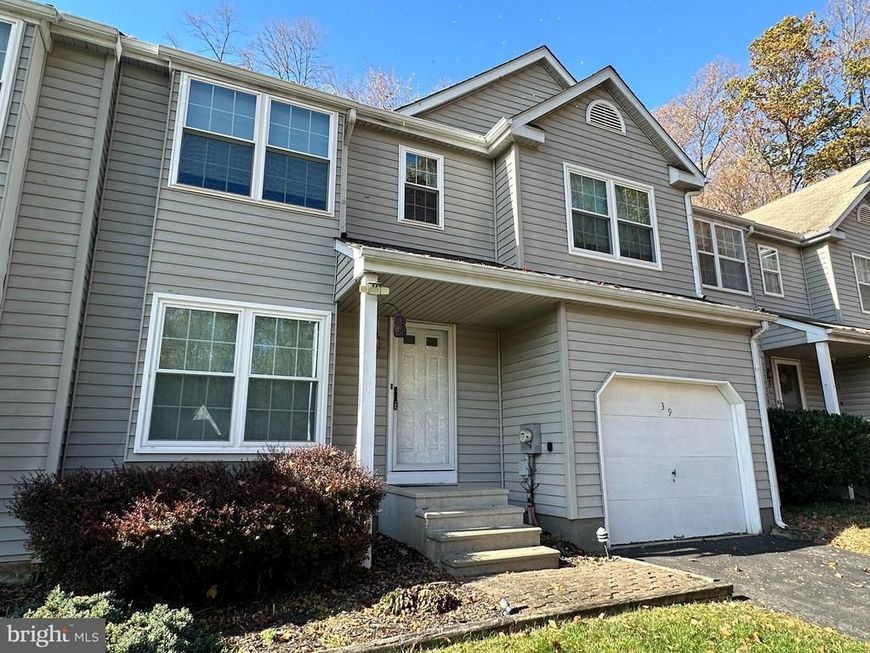 39 Innisbrook Lane, Coatesville, PA 19320 Main Photo