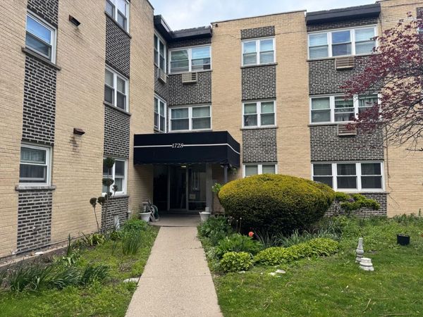 1728 W FARWELL Avenue , Unit 107, Chicago, IL 60626