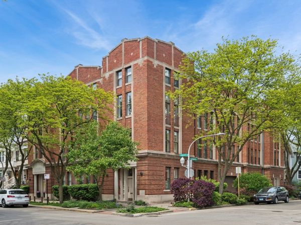 3100 N Kenmore Avenue, Unit 3I, Chicago, IL 60657