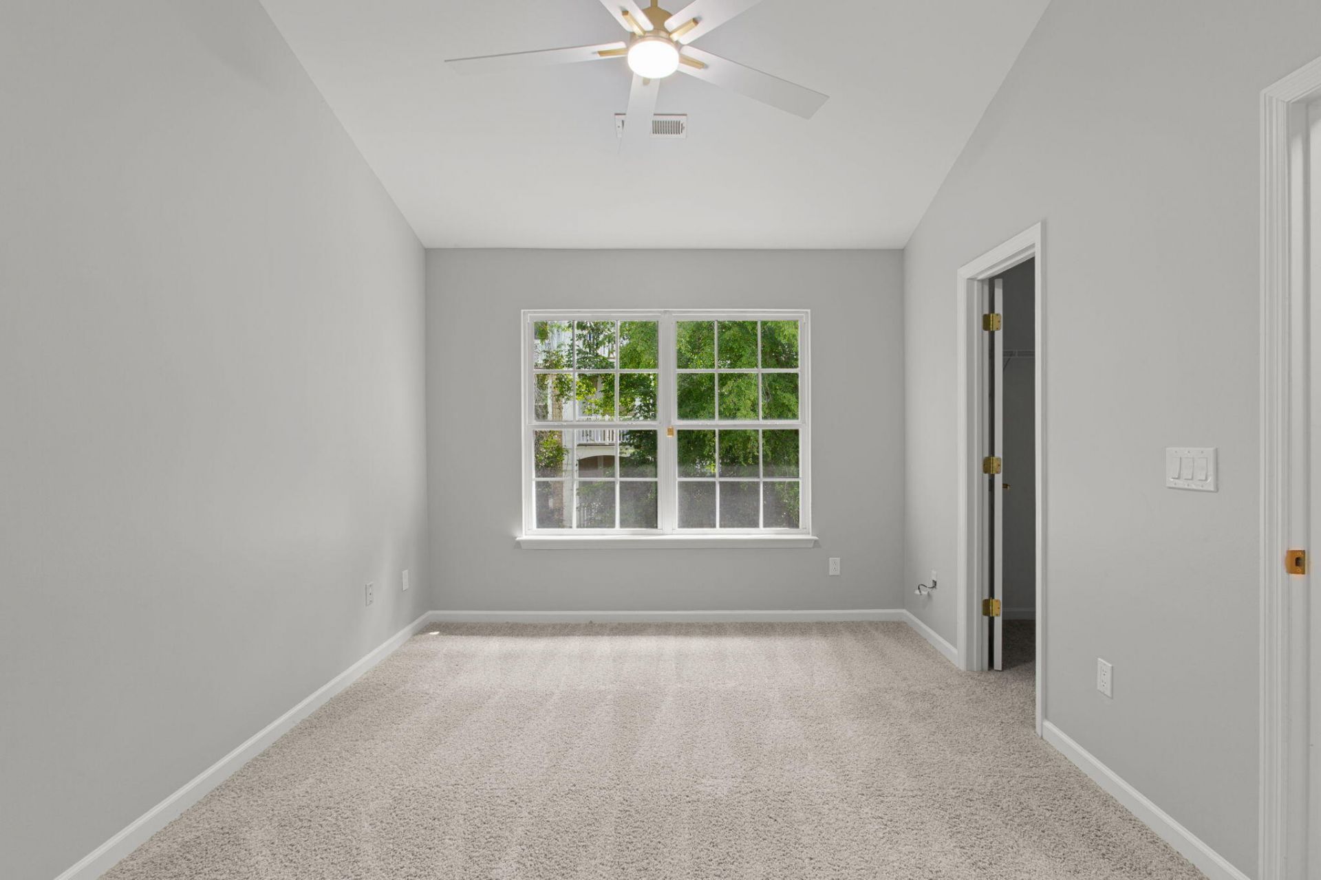 119 Brockman Way Photo 19