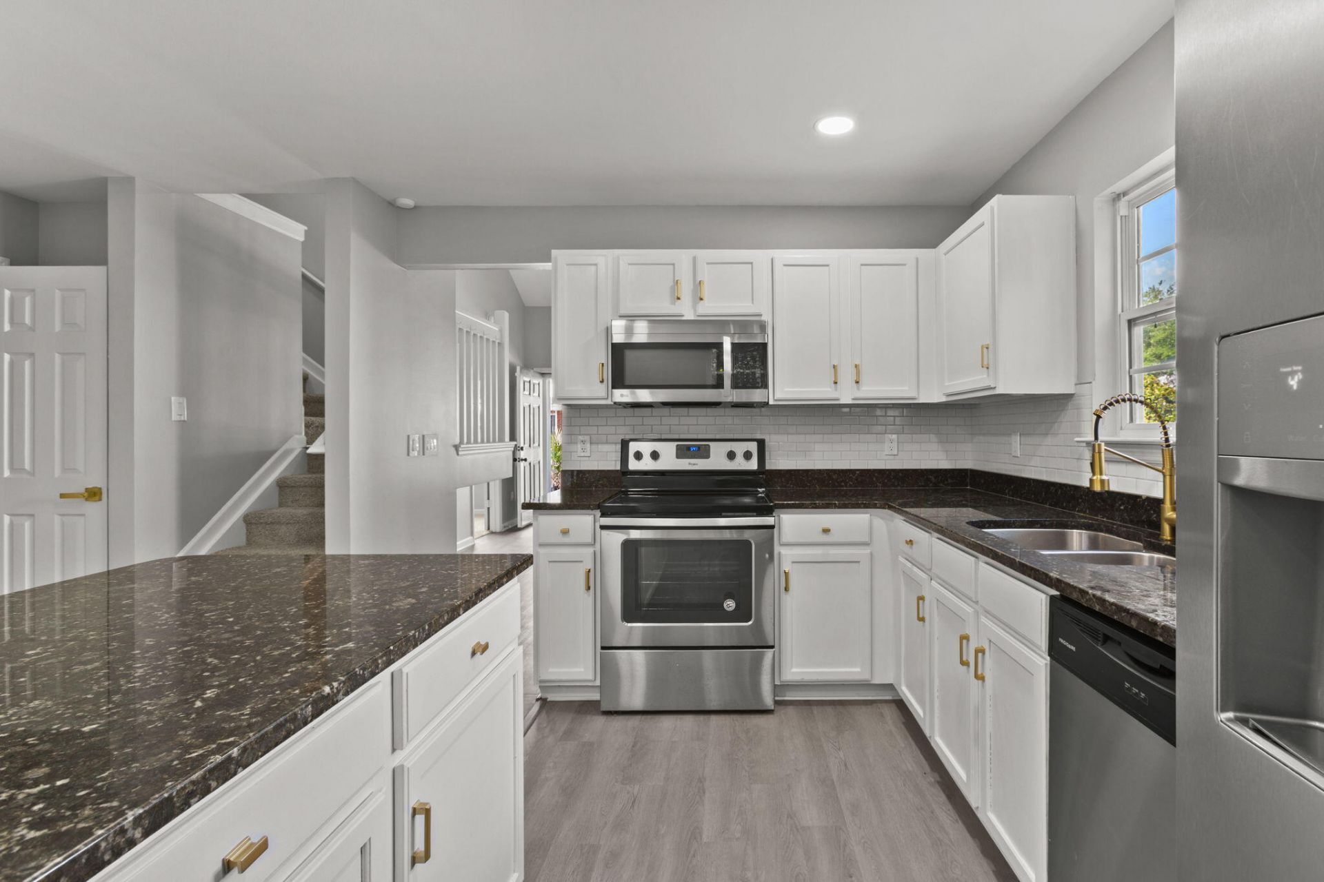 119 Brockman Way Photo 8