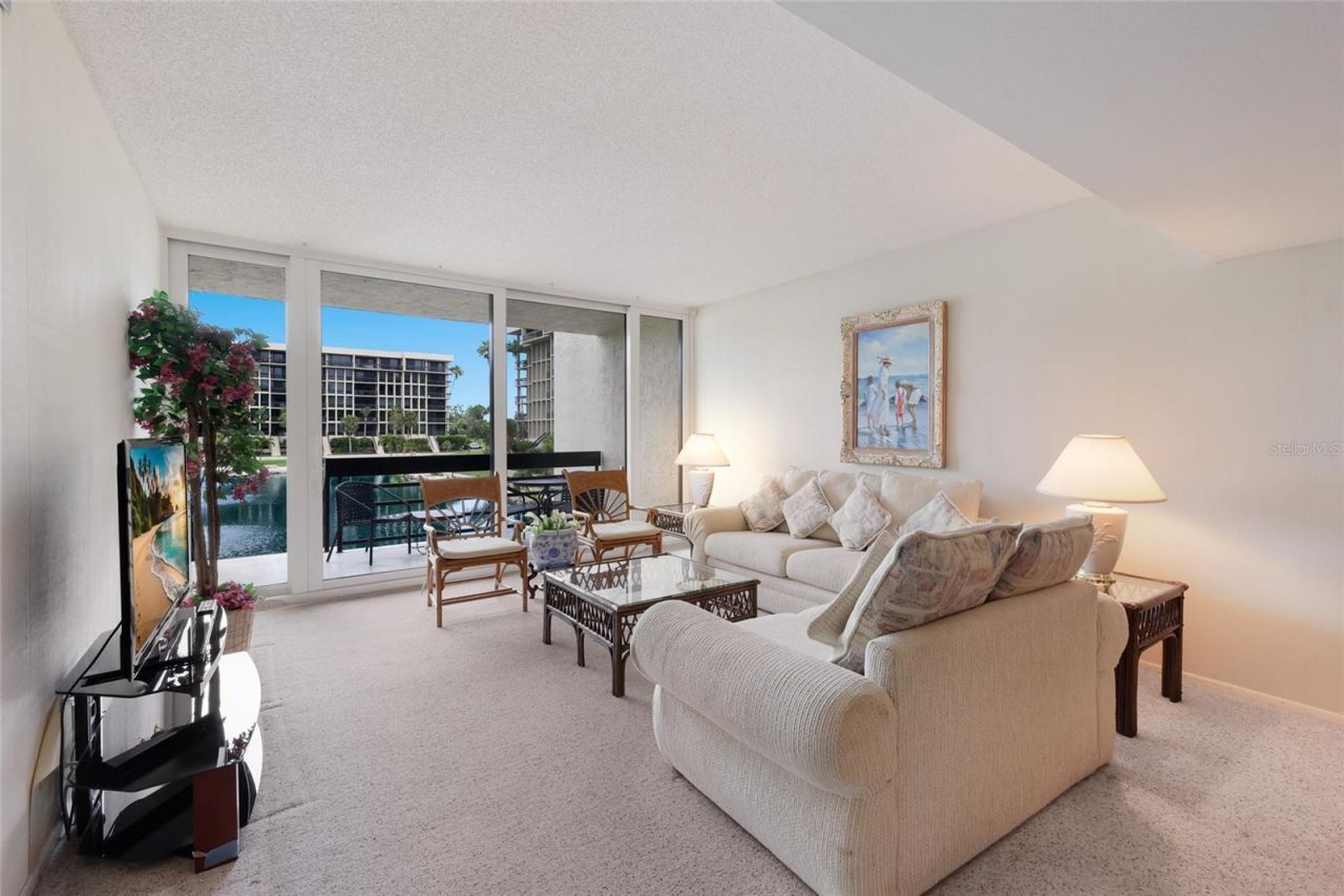 1095 Gulf Of Mexico Drive , Unit 102, Longboat Key, FL 34228 Photo