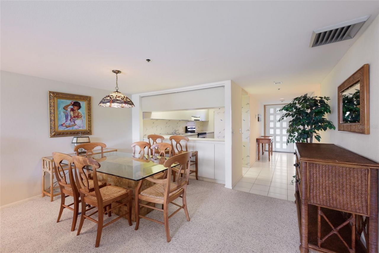 1095 Gulf Of Mexico Drive , Unit 102, Longboat Key, FL 34228 Photo
