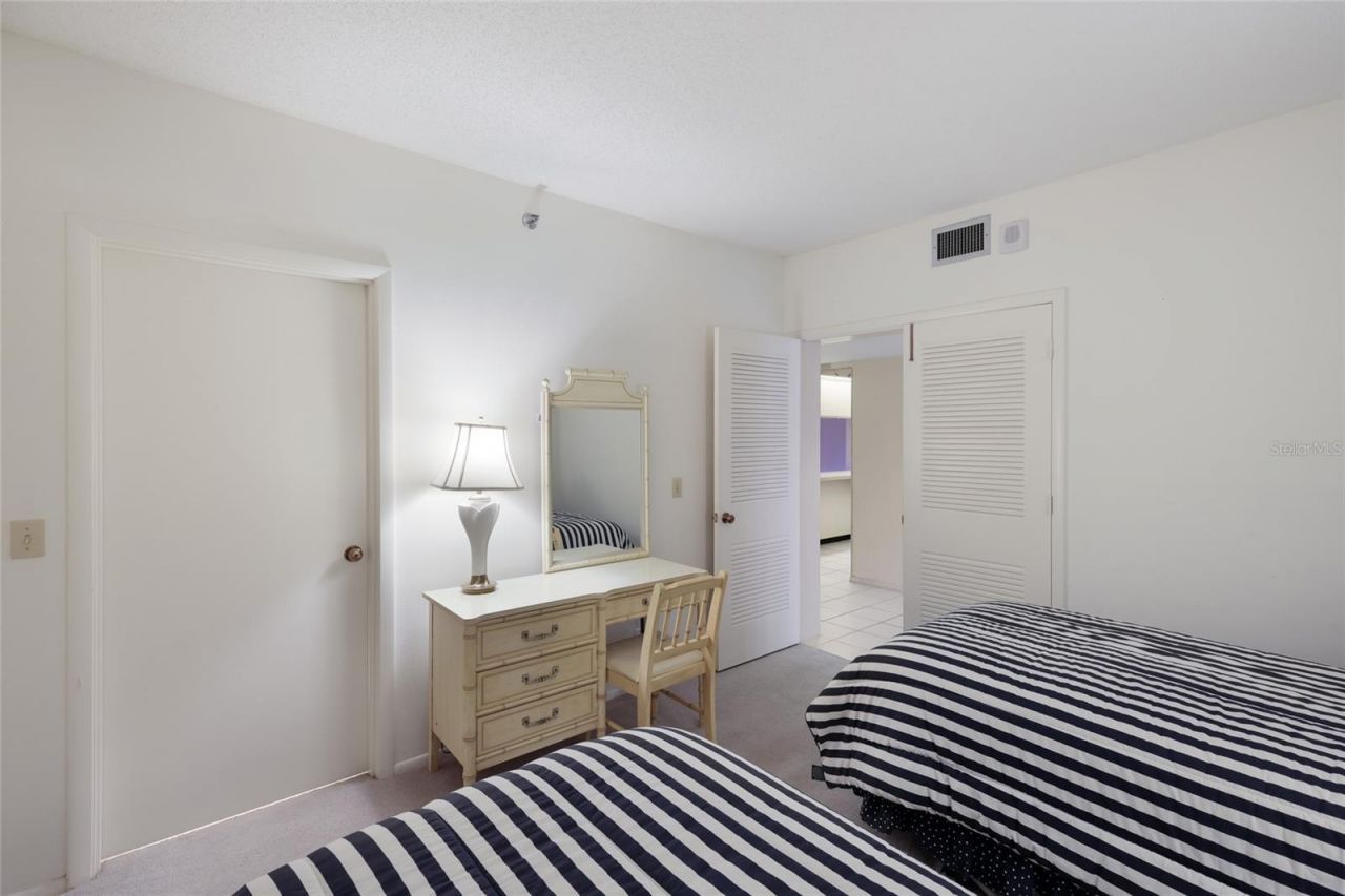 1095 Gulf Of Mexico Drive , Unit 102, Longboat Key, FL 34228 Photo