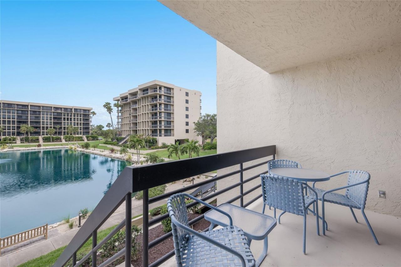 1095 Gulf Of Mexico Drive , Unit 102, Longboat Key, FL 34228 Photo