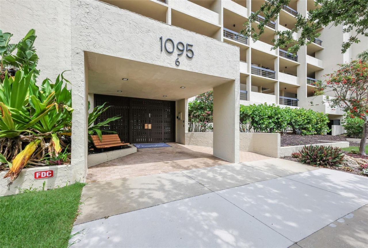 1095 Gulf Of Mexico Drive , Unit 102, Longboat Key, FL 34228 Photo