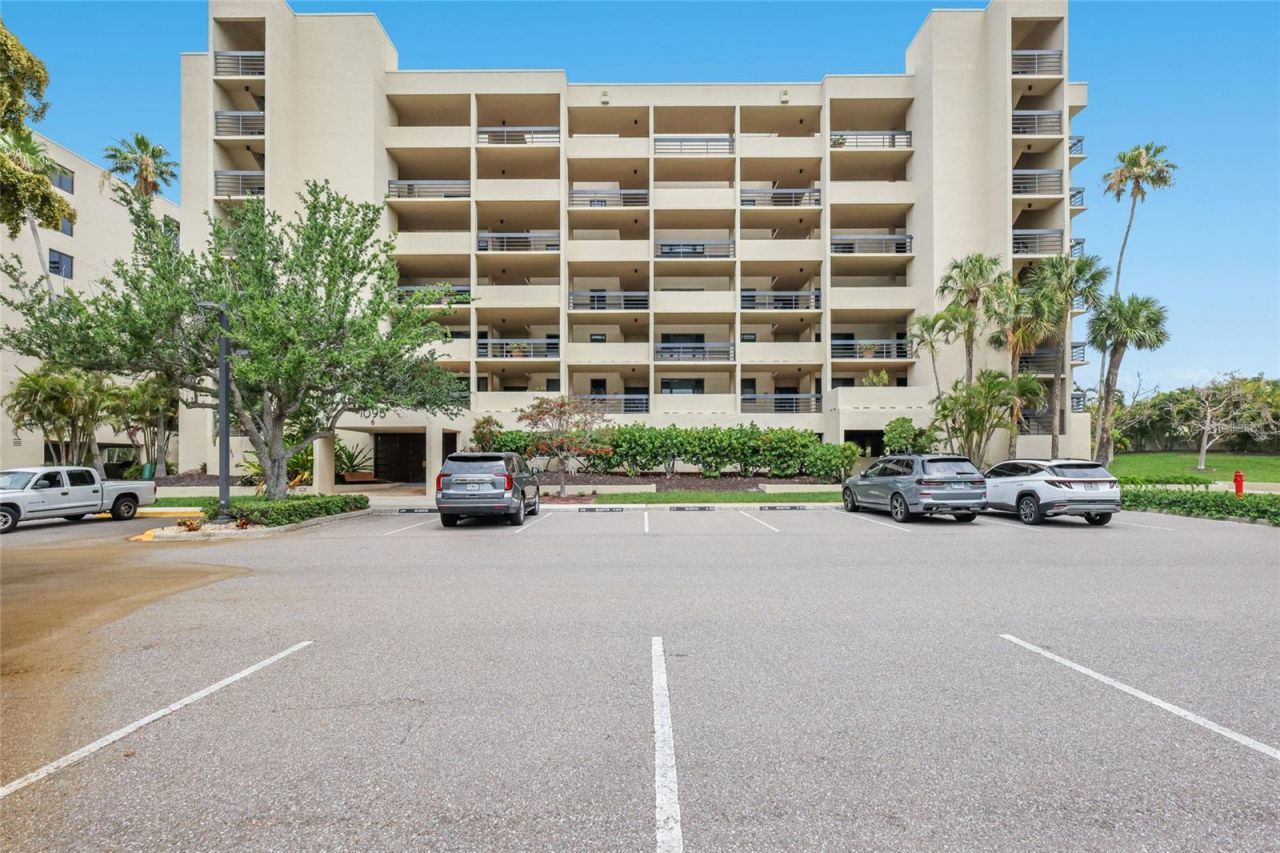 1095 Gulf Of Mexico Drive , Unit 102, Longboat Key, FL 34228 Photo