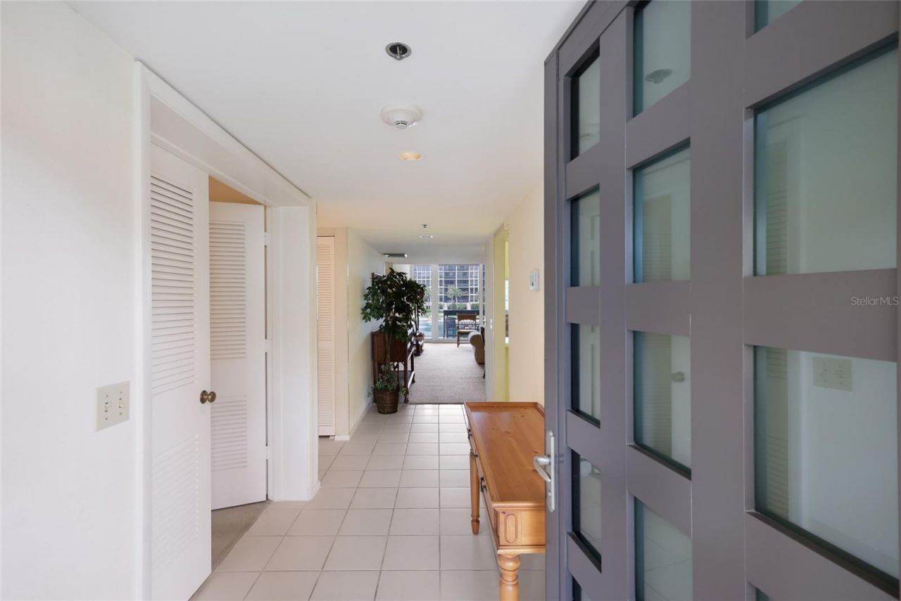 1095 Gulf Of Mexico Drive , Unit 102, Longboat Key, FL 34228 Photo