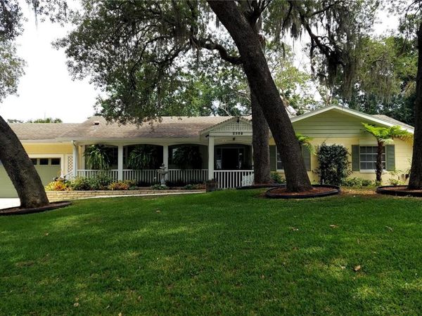 2308 OVERLOOK DRIVE , MOUNT DORA, FL 32757