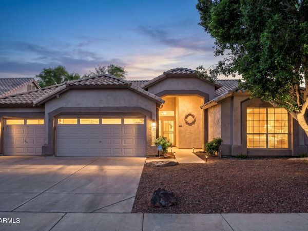 722 W KELTON Lane, Phoenix, AZ 85023