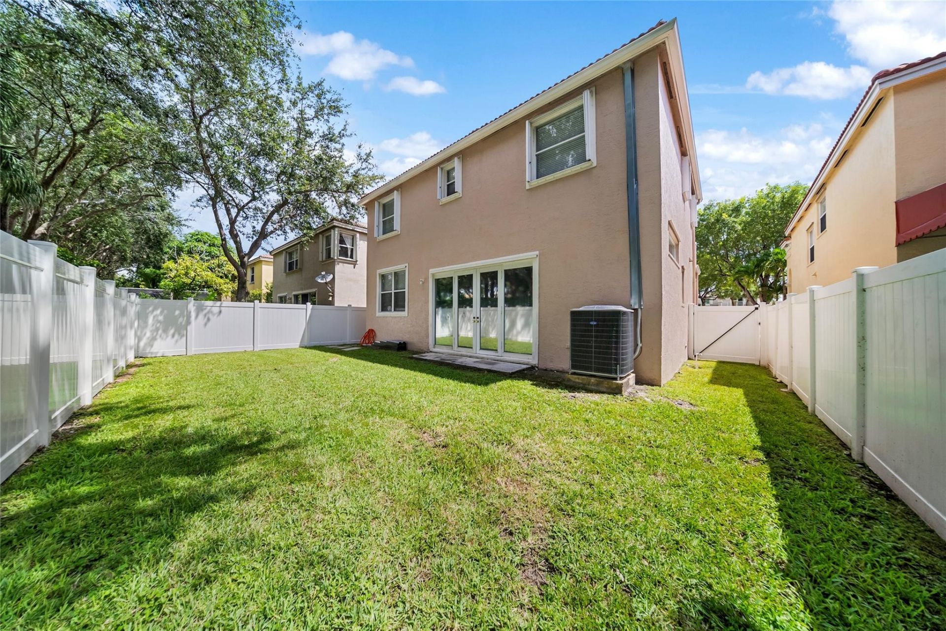 5030 SW 155th Terrace, Miramar, FL 33027 Photo