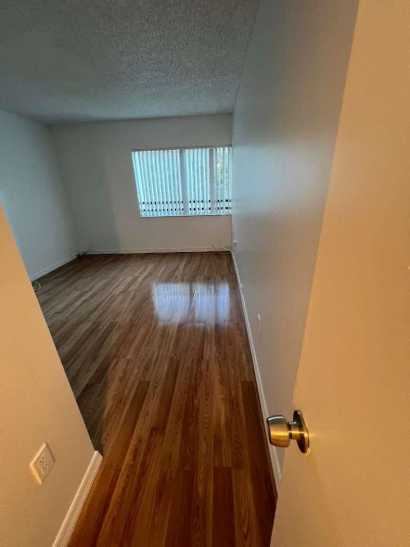 721 N Pine Island Road, Unit 207, Plantation, FL 33324 Photo