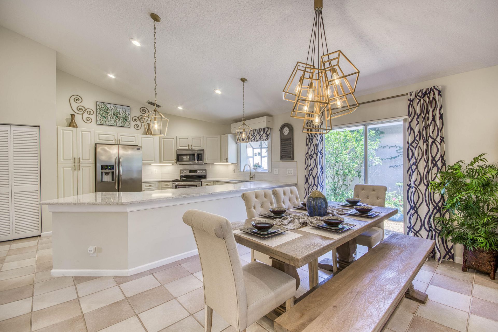 206 Canterbury Drive W, Palm Beach Gardens, FL 33418 Photo