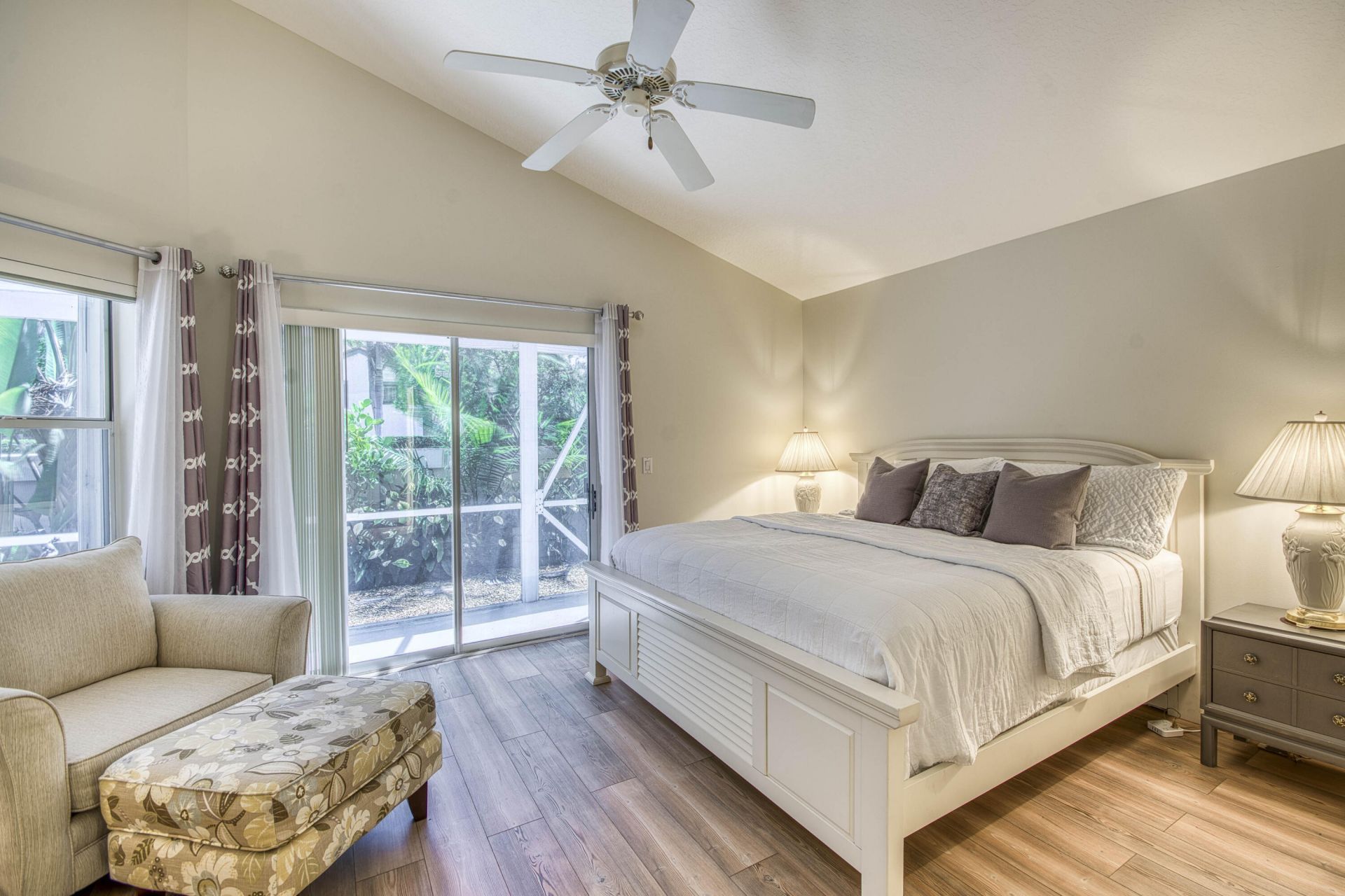 206 Canterbury Drive W, Palm Beach Gardens, FL 33418 Photo