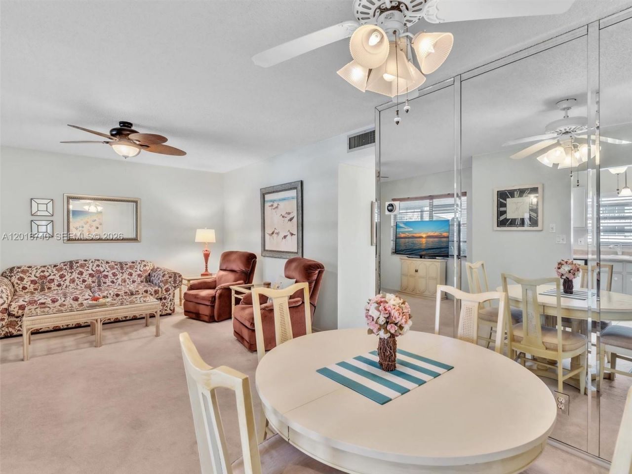 5300 Washington St , Unit J216, Hollywood, FL 33021 Photo