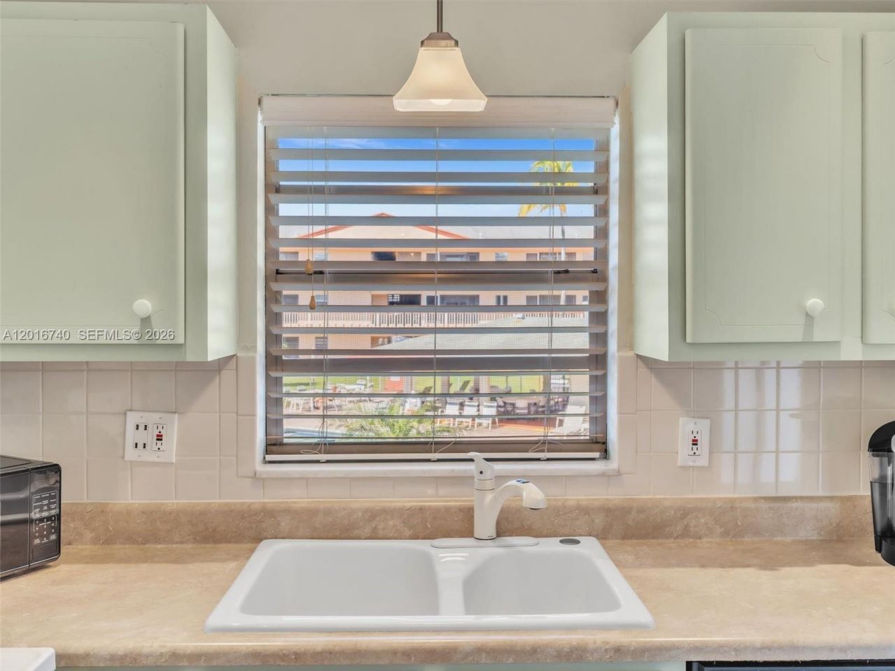 5300 Washington St , Unit J216, Hollywood, FL 33021 Photo