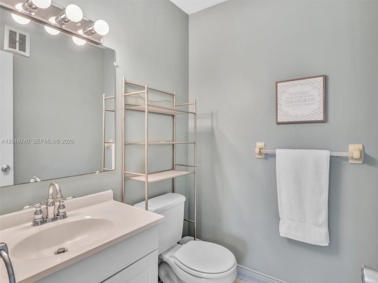 5300 Washington St , Unit J216, Hollywood, FL 33021 Photo