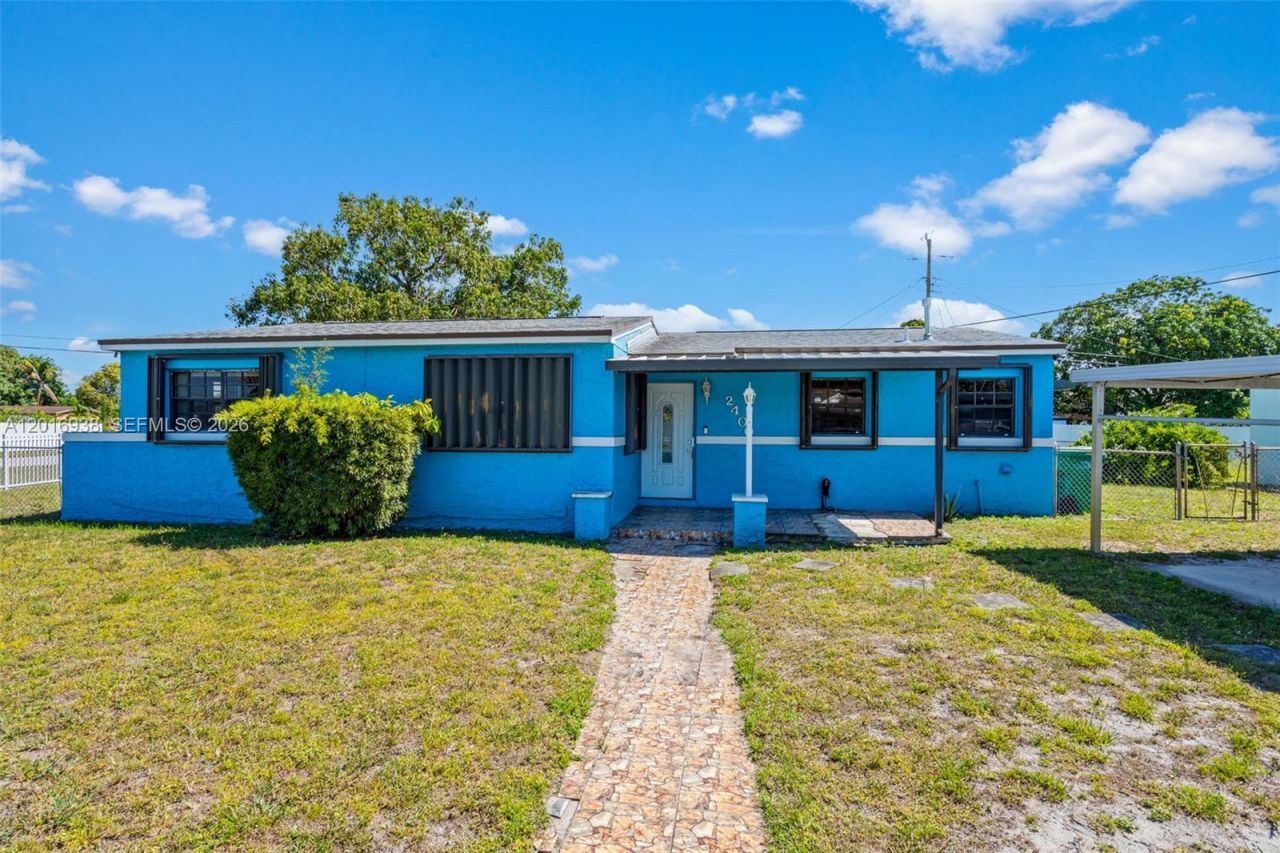 2400 NW 181st Ter, Miami Gardens, FL 33056 Photo